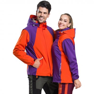 2019年冲锋衣批发厂家